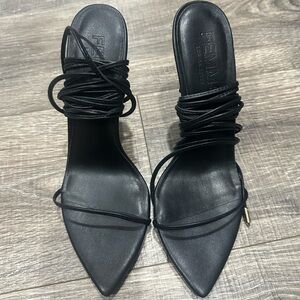 Femme LA La Luce Minimale size 8